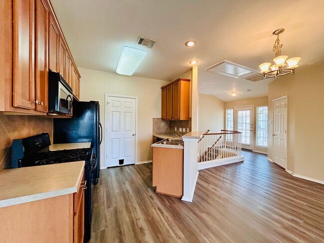 Building Photo - 1900 Scofield Ridge Pkwy