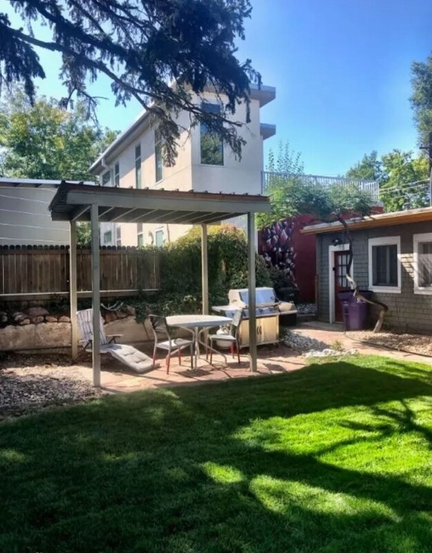 Building Photo - 408 Harrison St