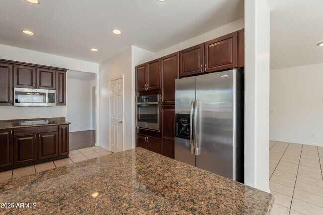 Building Photo - 17303 W Carmen Dr