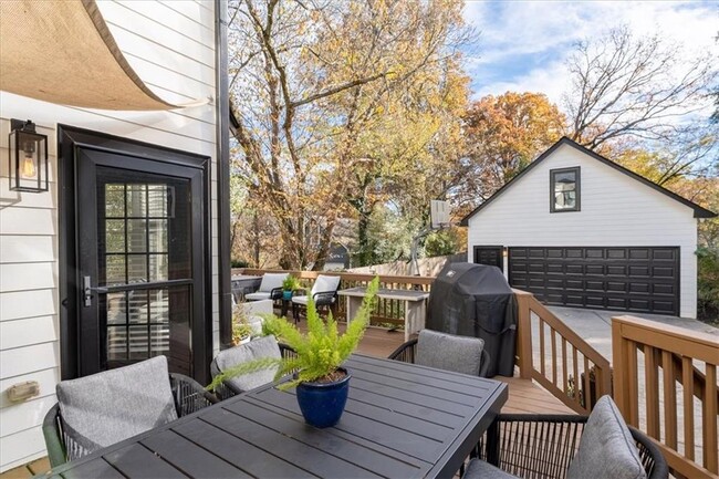 Building Photo - 3111 Alston Dr