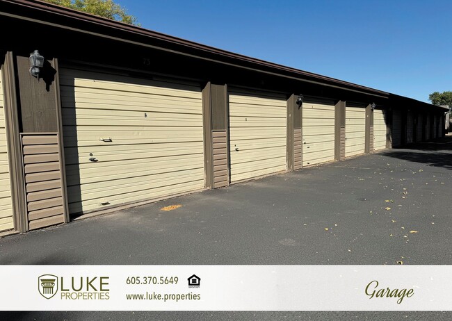 Building Photo - 3552 S Gateway Blvd