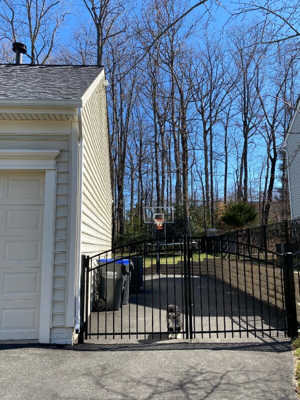 Building Photo - 16003 Kenilworth Ct