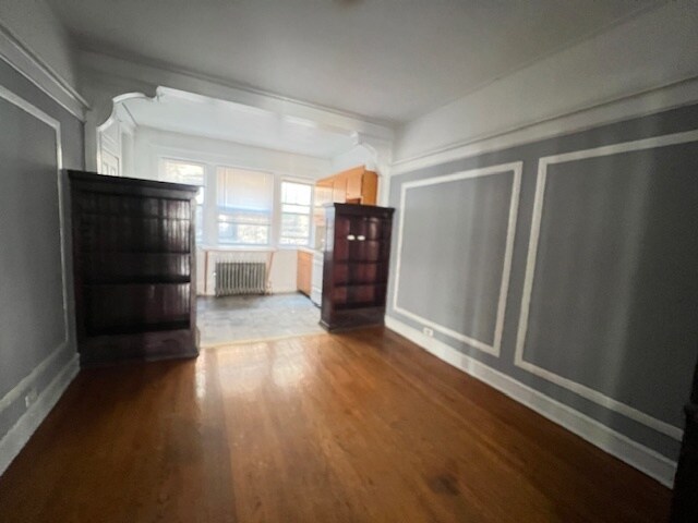 Building Photo - 813 W Cornelia Ave