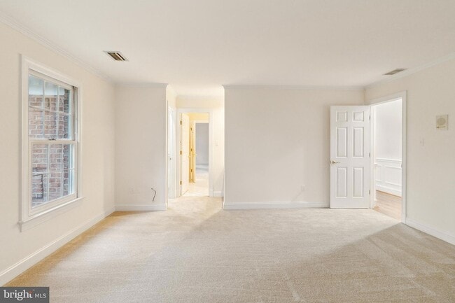 Building Photo - 2527 Hunter Mill Rd