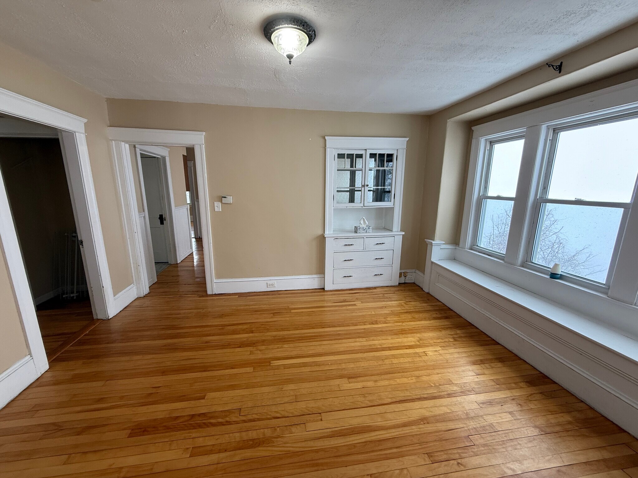 Building Photo - 19 Mattson Ave