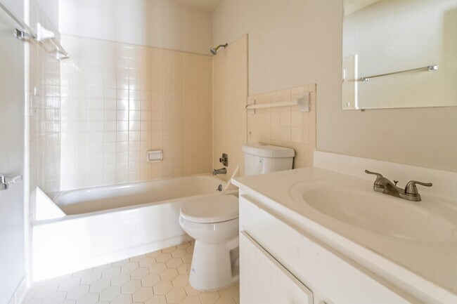 Building Photo - 4562 Cognac Cove