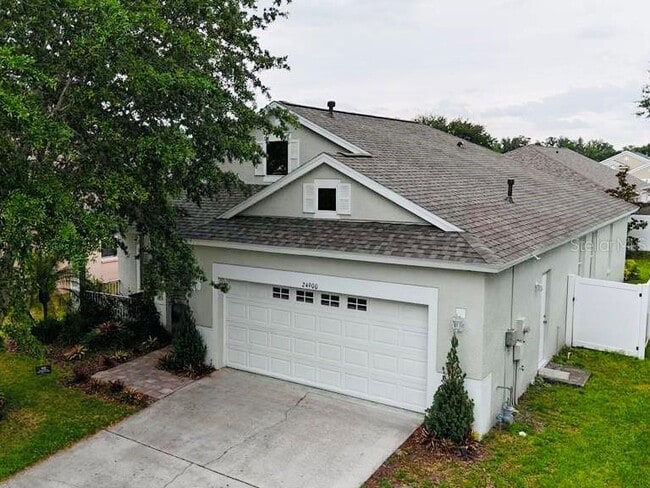Building Photo - 24900 Oakhaven Ct