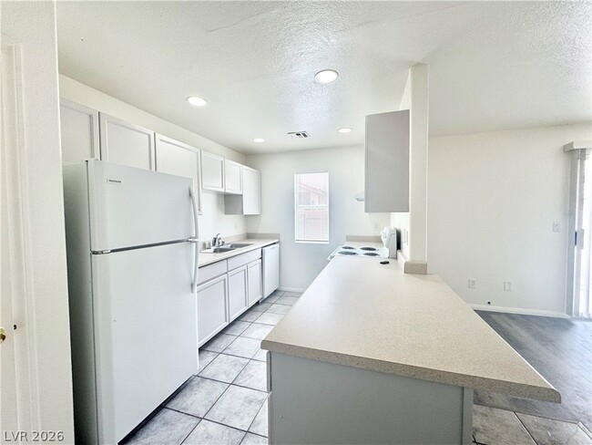 Building Photo - 1040 Pahrump Valley Blvd