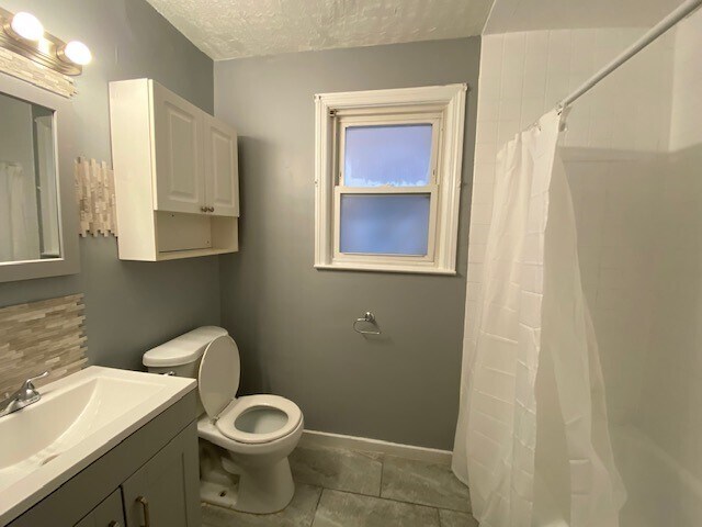 Building Photo - 4837 Hull St