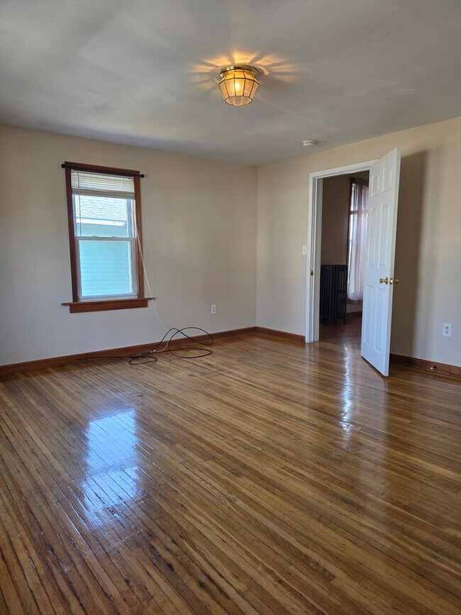 Building Photo - 711 W Water St