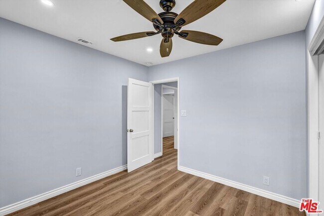 Building Photo - 1920 Van Wick St