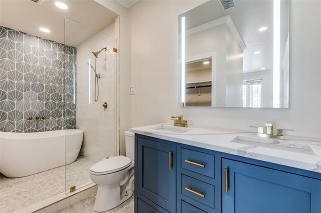 Building Photo - 3208 Cole Ave