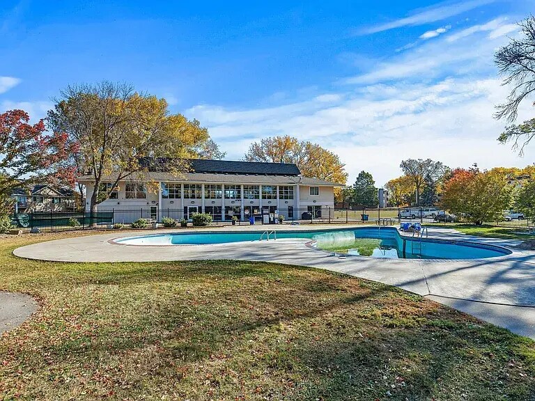 Outdoor Pool - 10630 Rockford Rd