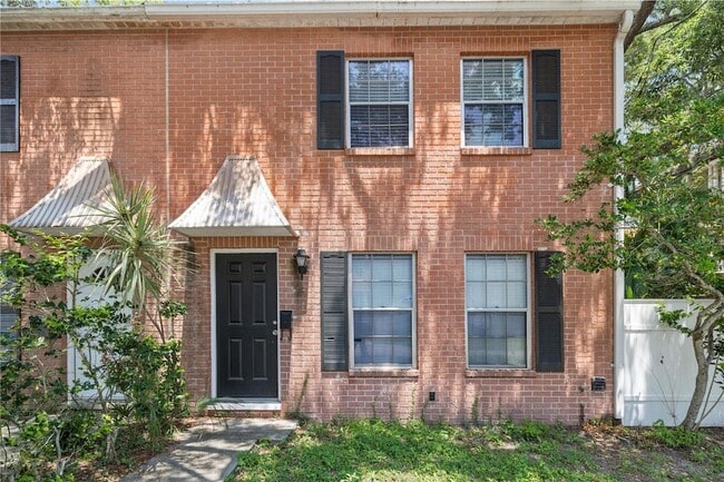 Building Photo - 310 S Church Ave