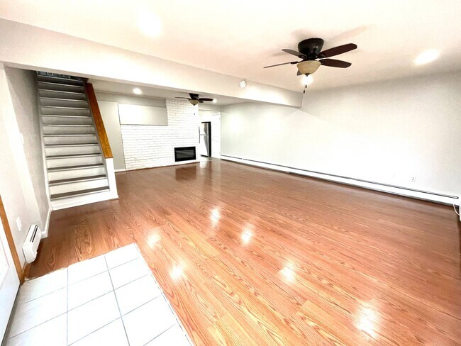 Building Photo - 9 Arcadia Ln