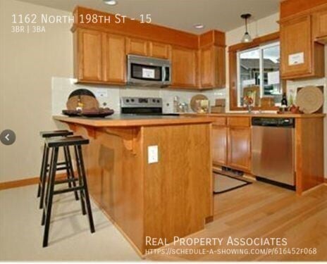 Building Photo - 1162 N 198th St