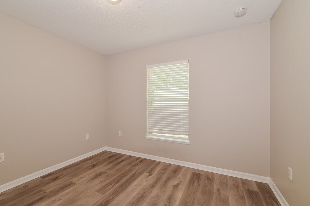 Building Photo - 2104 Aitkin Loop