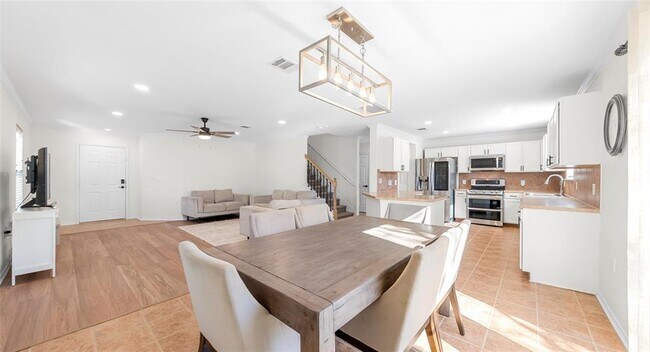 Building Photo - 8613 Wiley Way