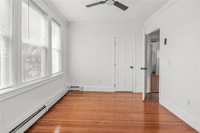 Building Photo - 123 Radcliffe Ave