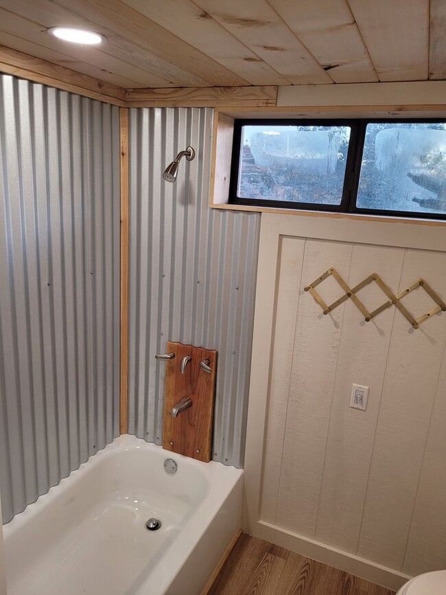 Building Photo - Custom Tiny Home- on a ranch in the heart ...