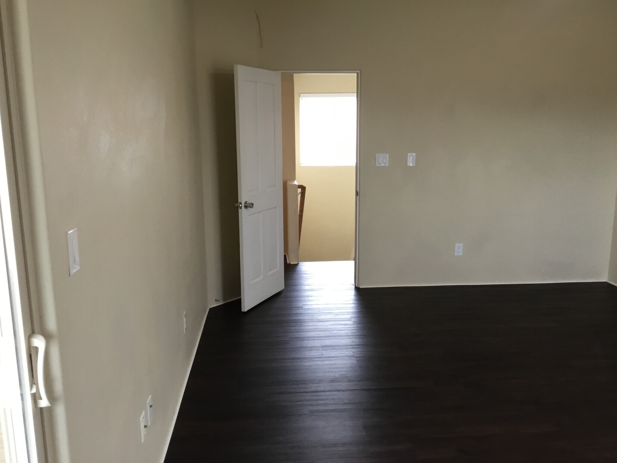 Building Photo - 709 Loma Pinon Loop NE