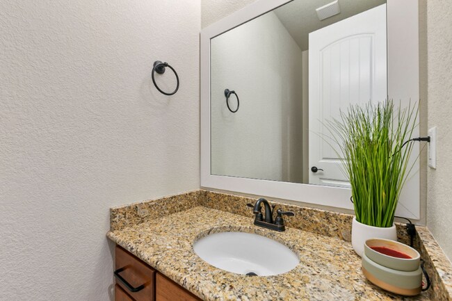 Building Photo - 1061 Mount Columbia Dr