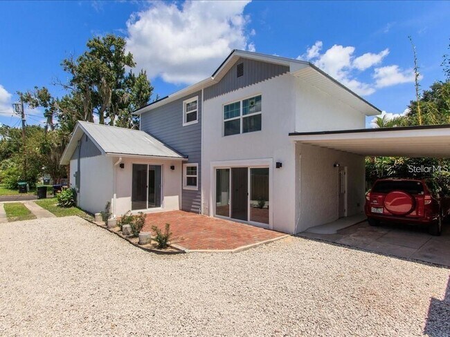 Building Photo - 1830 Staunton Ave