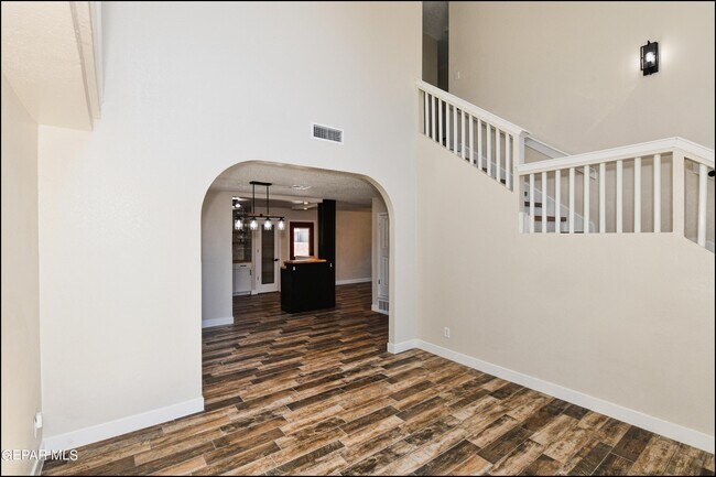 Building Photo - 3413 Tea Rose Pl