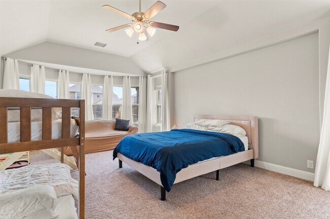 Building Photo - 1323 Lantern Faith Dr