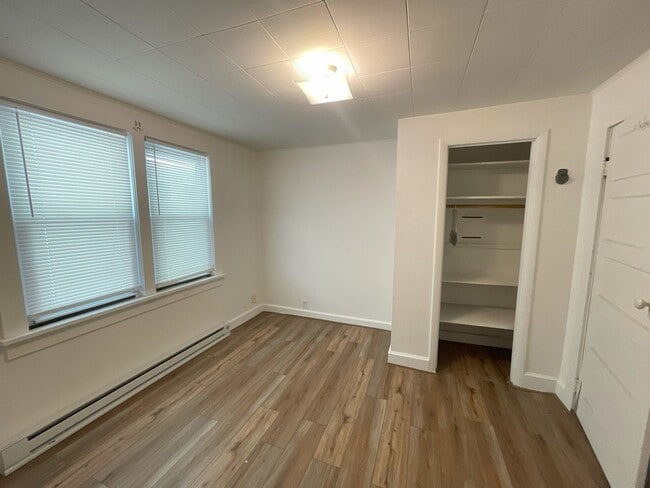 Building Photo - 5350 NC-194