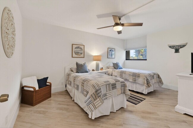 Building Photo - 600 Ocean Dr