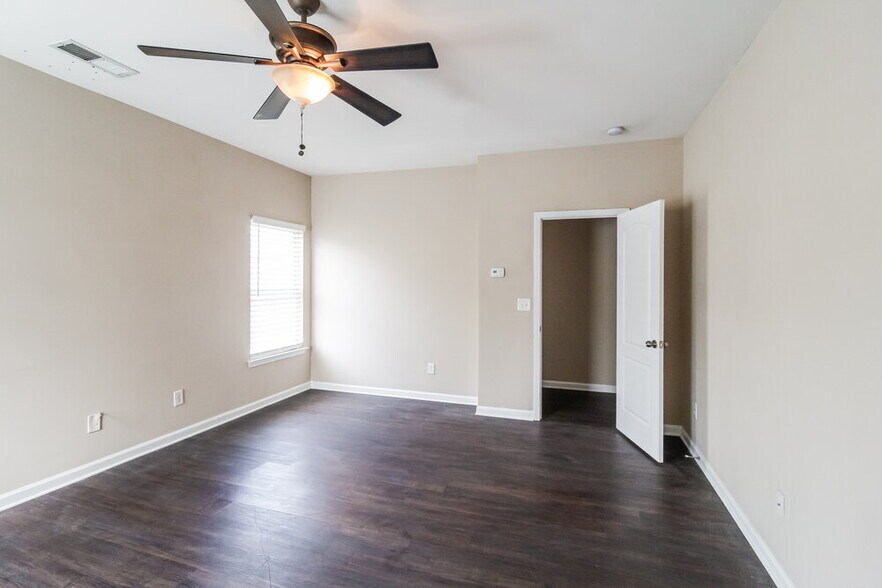 Building Photo - 3810 Humber Ct