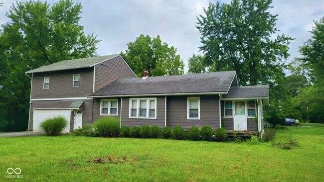 Building Photo - 3854 S Sherman Dr