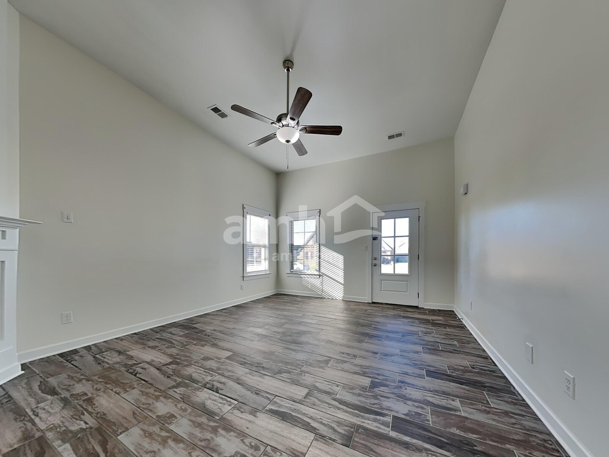 Building Photo - 2653 Molly Ln