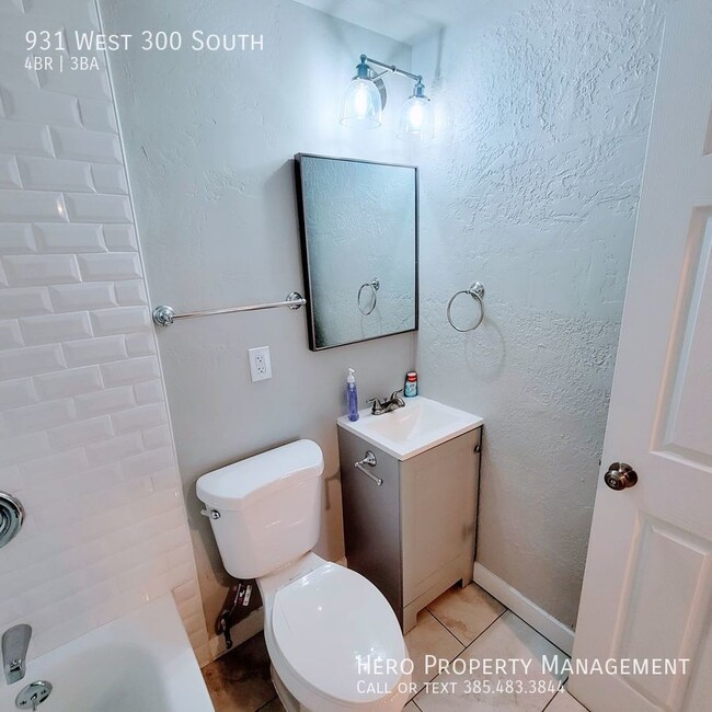 Building Photo - 931 W 300 S