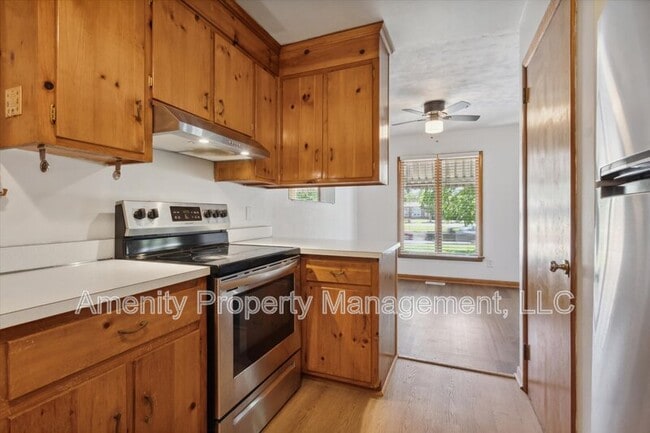 Building Photo - 1405 Todds Ln