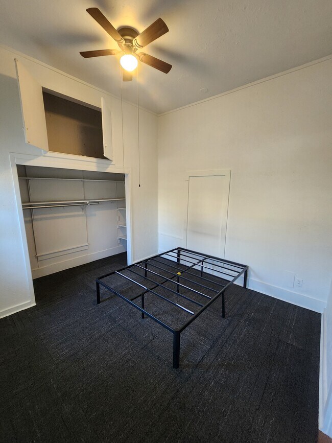 Building Photo - 1182 Navasota St