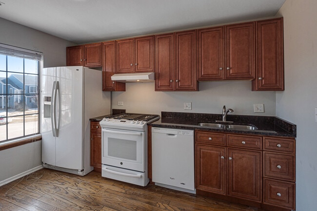 Building Photo - 972 Mallard Cir