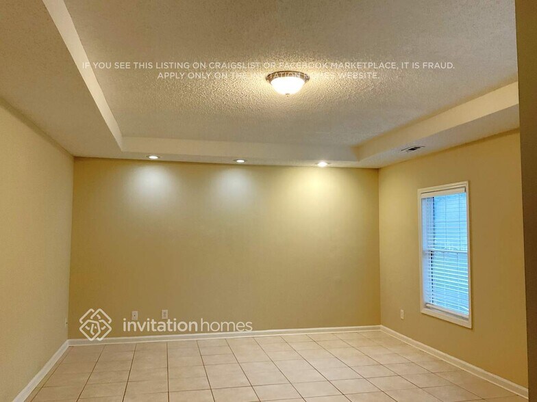 Building Photo - 2026 Spicers Ln