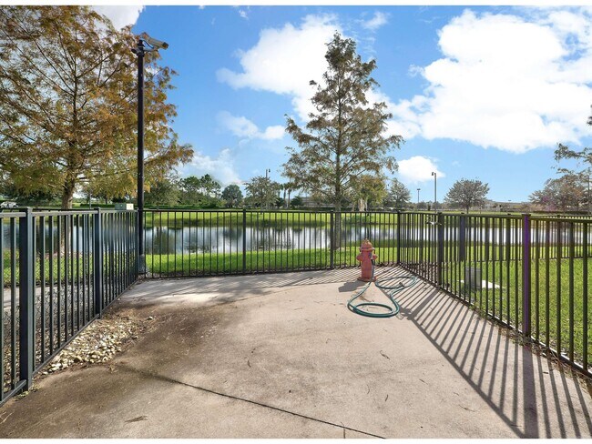 Building Photo - 11726 SW Westcliffe Ln