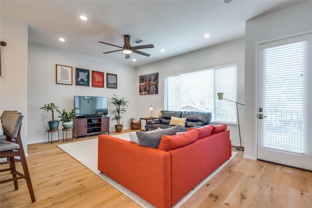 Building Photo - 5923 Hudson St