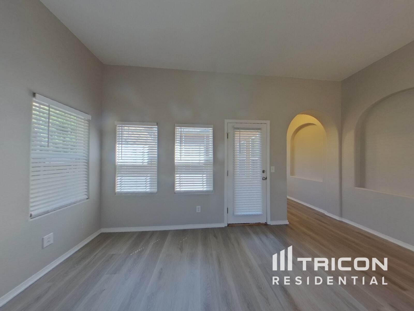 Building Photo - 6659 Silverwind Cir