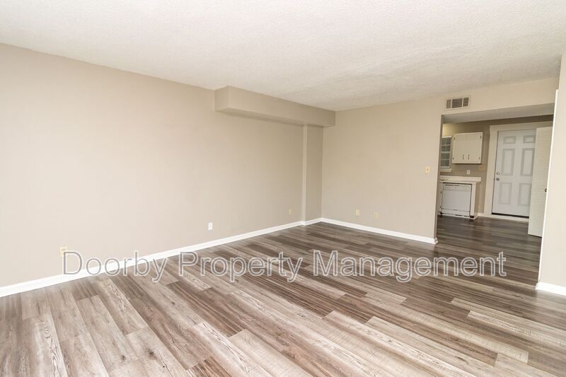 Building Photo - 5238 Donlyn Dr