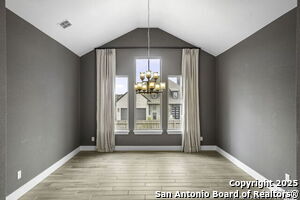 Building Photo - 3041 Bristow Pk