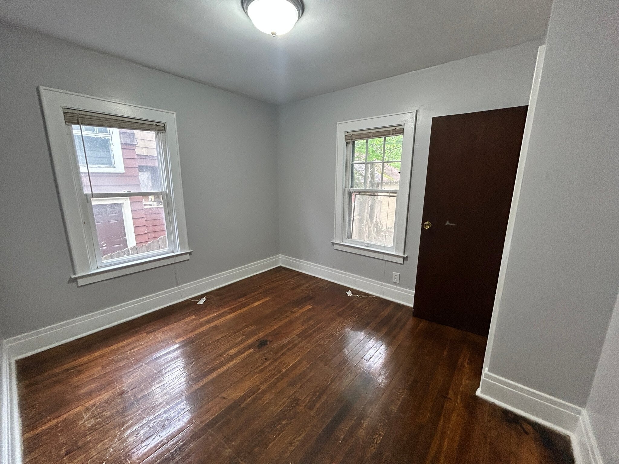 Building Photo - 710-12 W Colvin St