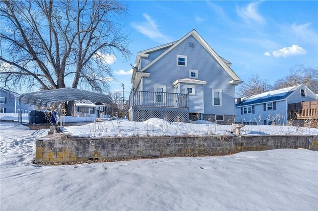 Building Photo - 19 Sherwood Ave