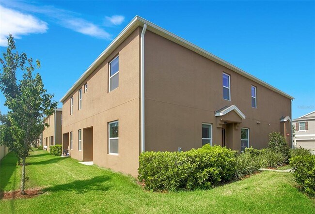 Building Photo - 3521 Seneca Club Loop