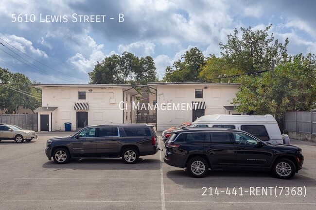 Building Photo - 5610 Lewis St