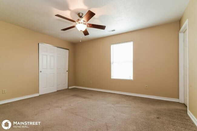 Building Photo - 5101 Emmert Dr, Indianapolis, IN 46221