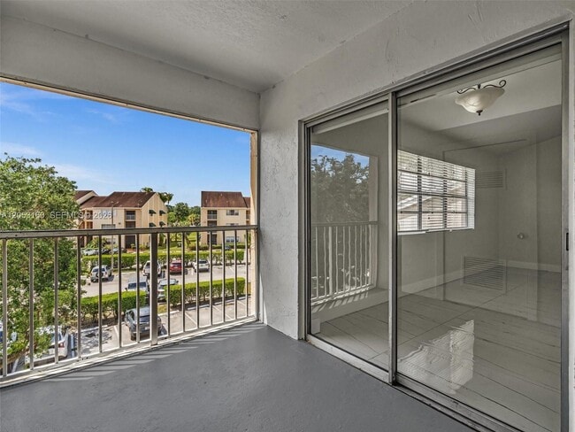 Building Photo - 15325 SW 106th Terrace